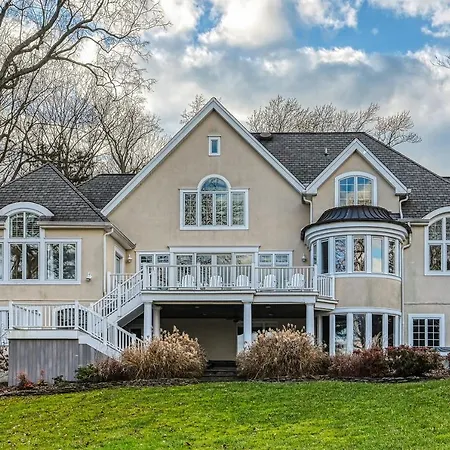 Annapolis Bay Ridge Retreat Villa